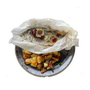 Orata al cartoccio con contorno di patate in verde